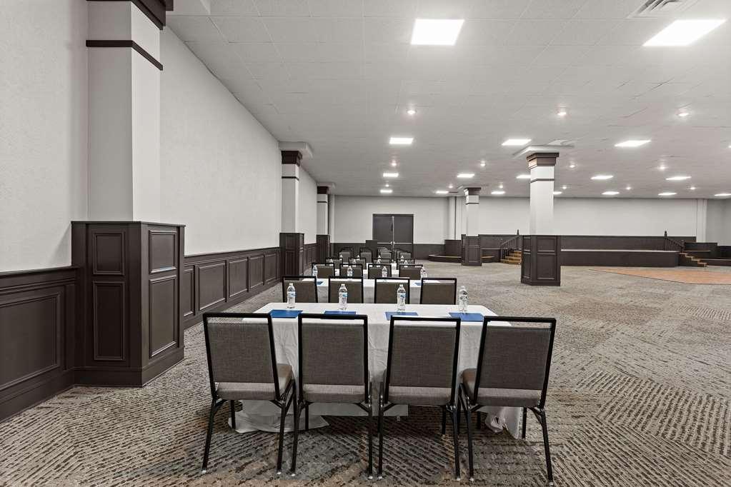 The Clover Hotel, Ascend Hotel Collection South Bend Facilities photo