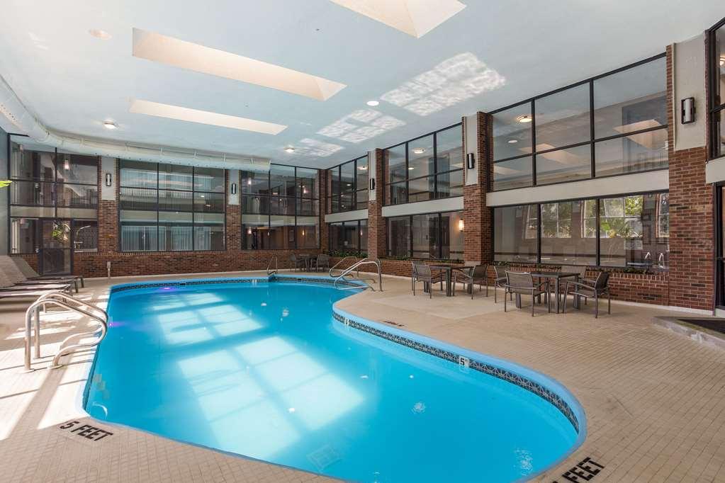 The Clover Hotel, Ascend Hotel Collection South Bend Facilities photo