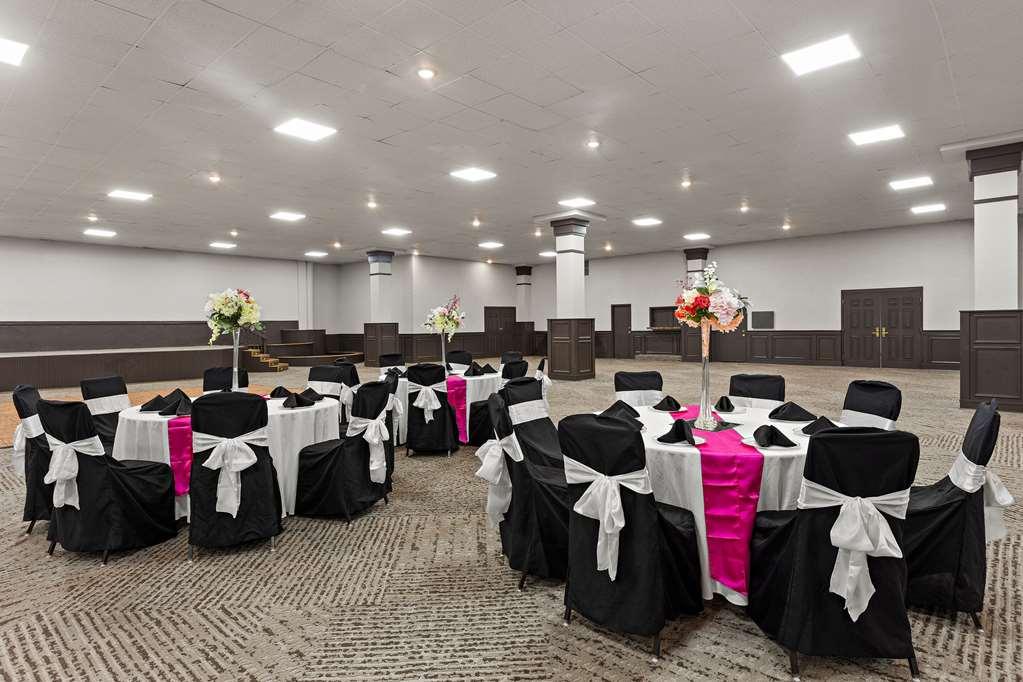 The Clover Hotel, Ascend Hotel Collection South Bend Facilities photo