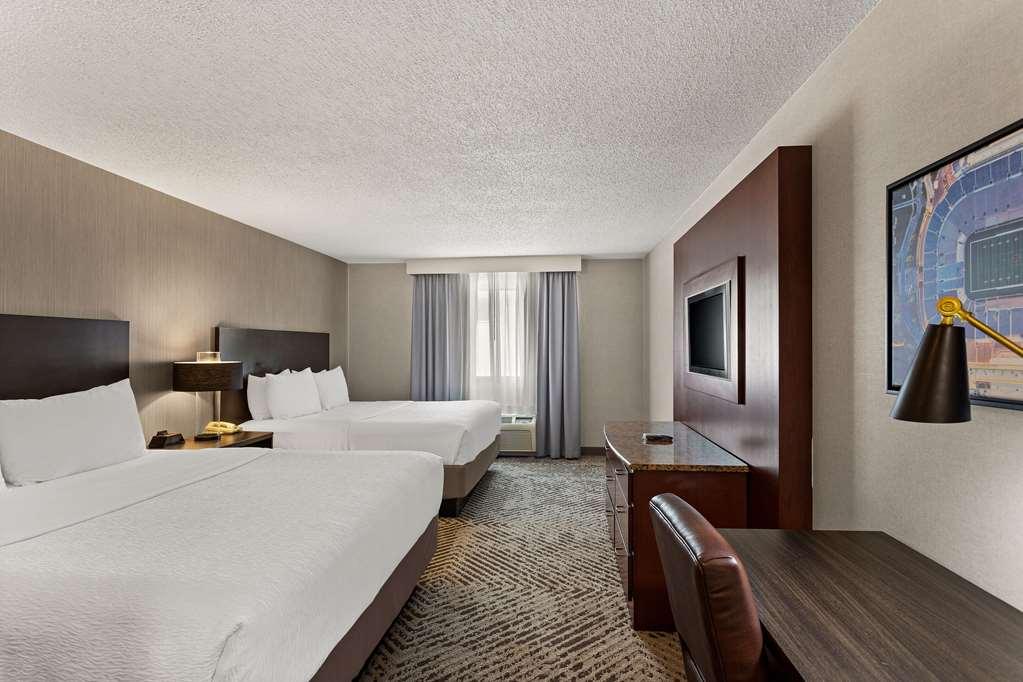 The Clover Hotel, Ascend Hotel Collection South Bend Room photo